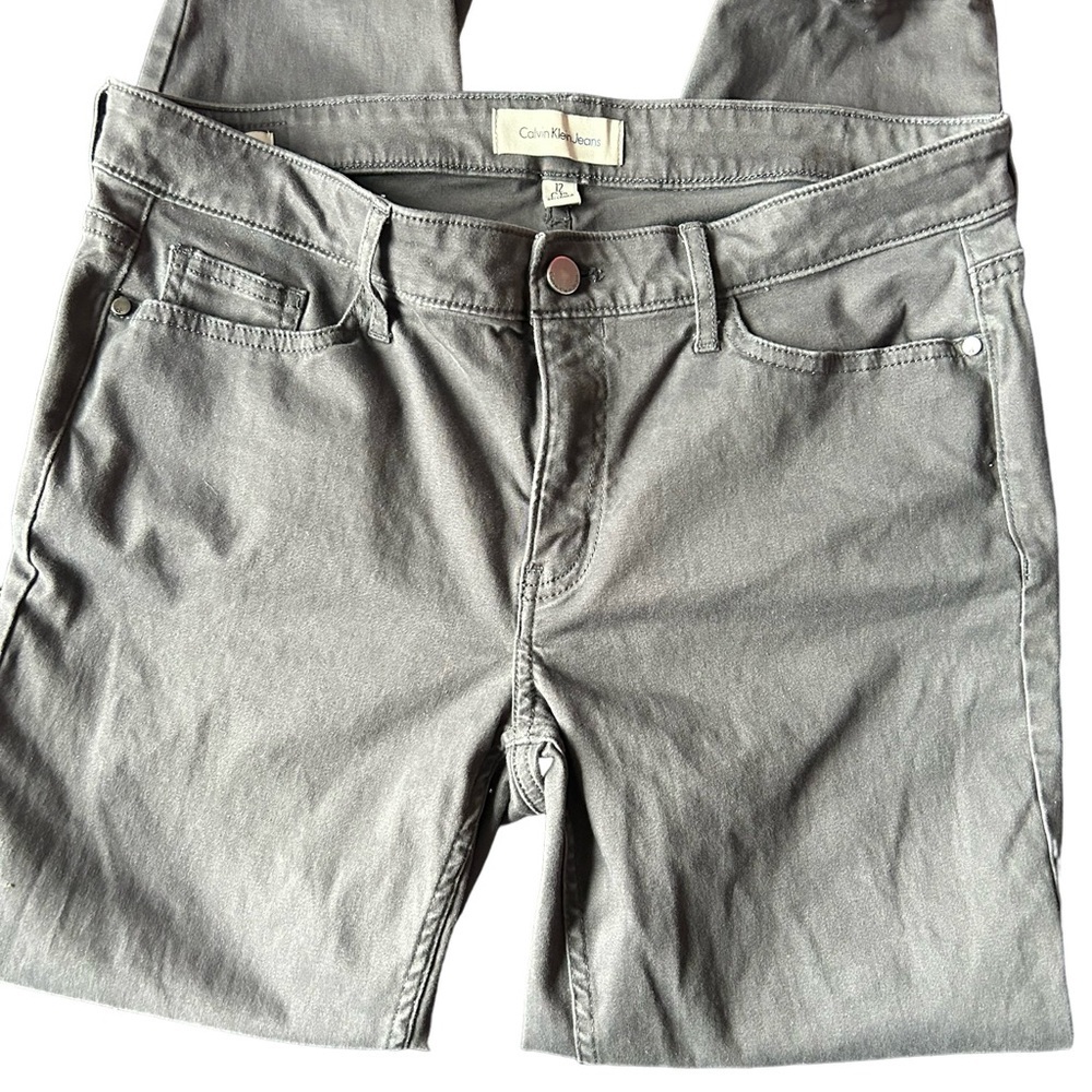 Calvin Klein Women's Gray Jeggings with pockets